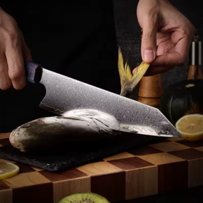 Couteau Kiritsuke japonais en acier damas