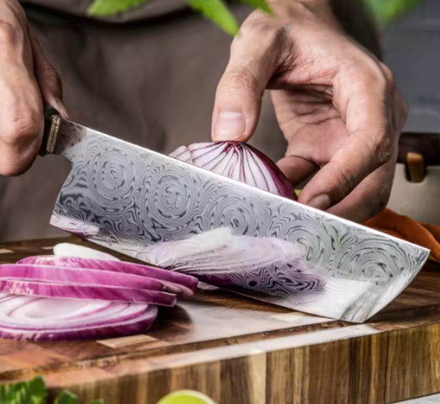 Couteau Nakiri japonais en acier damas