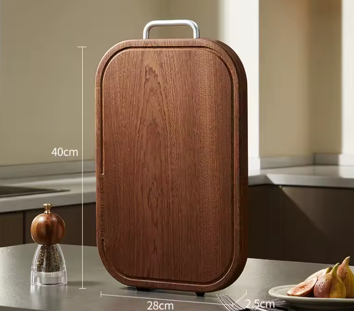 Planche à découper en bois massif