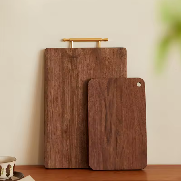 Planche à découper en bois massif haut de gamme