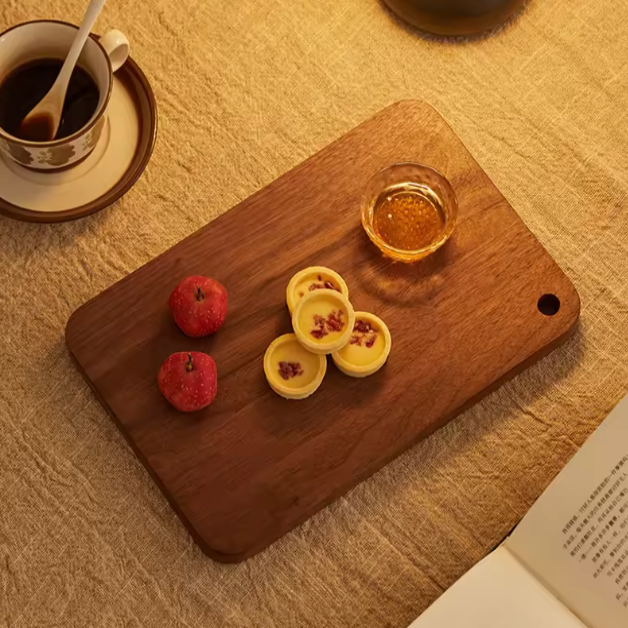 Planche à découper en bois massif haut de gamme