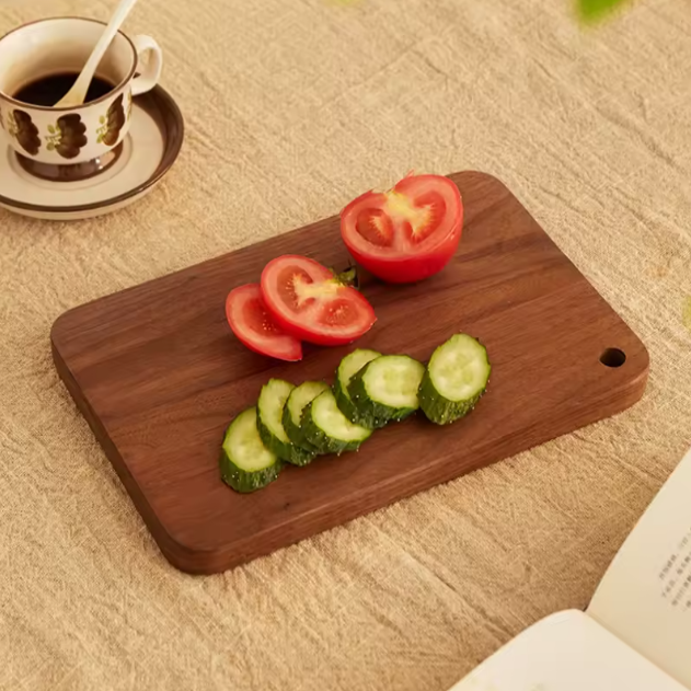Planche à découper en bois massif haut de gamme