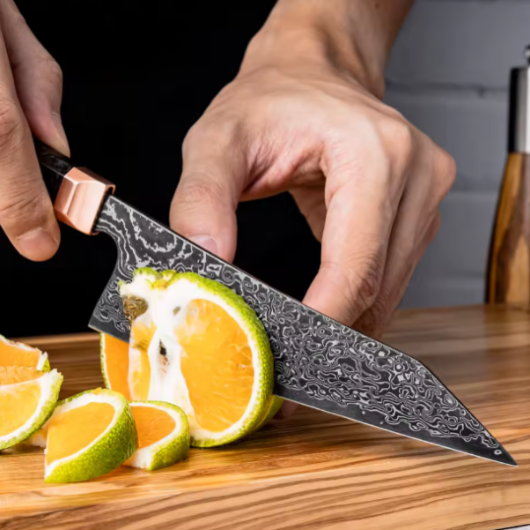 Couteau japonais Bunka en acier damas noir
