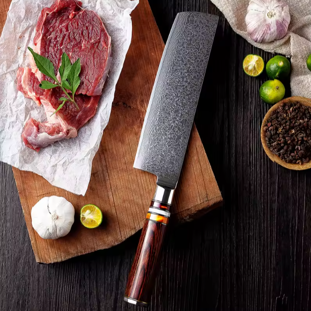 Couteau Nakiri japonais professionnel en acier damas