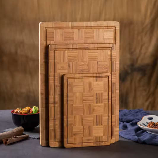 Planche à découper multifonctionnelle en bois massif